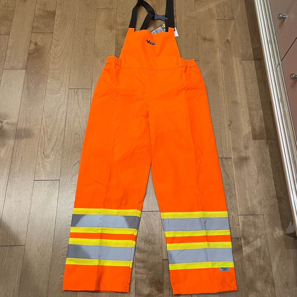 Construction pants